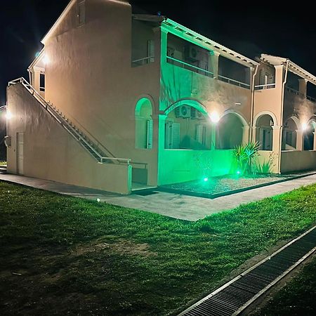 Marina Studios Sidárion Extérieur photo